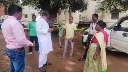 ठेठईटांगर: सांप के डंसने से एक ही पंचायत में दो लोगों की मौत, एक किशोर गंभीर