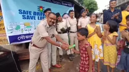 রাজনগর: রাজনগর থানা ও সদাইপুর STG এর তরফে বৃক্ষরোপণ ও পথ নিরাপত্তা বিষয়ক কুইজ কনটেস্ট রাজনগরে
