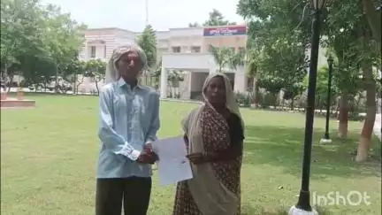 कासगंज: बदनपुर गांव के निवासी ग्रामीण ने एक महिला पर नाबालिग बेटे के साथ फर्जी अनुबंध बनाने और जबरन घर में घुसने का आरोप लगाया