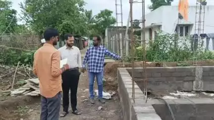 అసిఫాబాద్: ఇందిరమ్మ ఇండ్ల నిర్మాణ పనులు వేగవంతం చేయాలి:జిల్లా అదనపు కలెక్టర్ దీపక్ తివారి