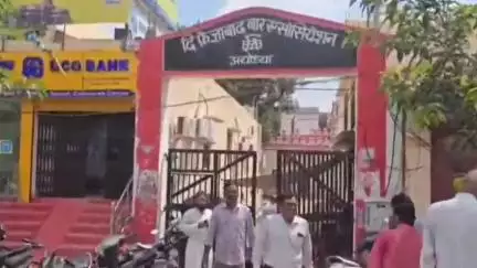 रुदौली: अवैध गांजा सहित रुदौली कोतवाली क्षेत्र में पकड़ा गया अभियुक्त, न्यायालय ने बीते अवधि व ₹10000 अर्थदंड से किया दंडित
