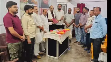 देवसर: डॉक्टर दिवस पर मंडल वरगवा में डॉक्टरों के सम्मान में कार्यक्रम आयोजित