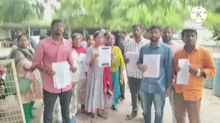 వ్యవసాయ శాఖలో ఇష్టం రాజ్యాంగా బదిలీలు  సీనియార్టీ ప్రకారం బదిలీలు నిర్వహించలేదు.వ్యవసాయ సహాయకులు