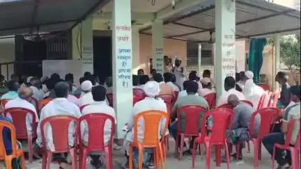 जोकीहाट: मोहर्रम को लेकर जोकीहाट थाना परिसर में शांति समिति की बैठक हुई आयोजित