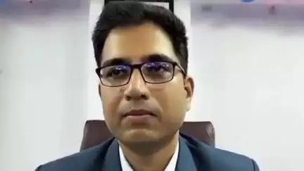 मोतिहारी: जिला निर्वाचन पदाधिकारी ने वीडियो कॉन्फ्रेंसिंग से मतदाता सूची के विशेष पुनरीक्षण में तेजी लाने का दिया निर्देश
