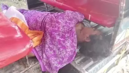 आरा: कोरी गांव में सीढ़ी पर चढ़ने के विवाद में बहु ने पत्थर से मारकर सास की हत्या कर दी
