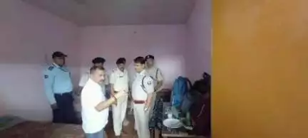 अरियरी: चांदी पहाड़ी गोलीबारी मामला: एसपी ने किया निरीक्षण, अपराधियों को गिरफ्तार करने के दिए निर्देश