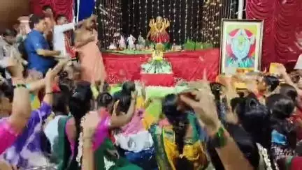 కోరుట్ల: కోరుట్ల పట్టణంలో గణేశ నవదుర్గ మండలి ఆధ్వర్యంలో త్రిశక్తి మాత దేవాలయంలో వారాహి నవరాత్రి ఉత్సవాలు నిర్వహిస్తున్నారు