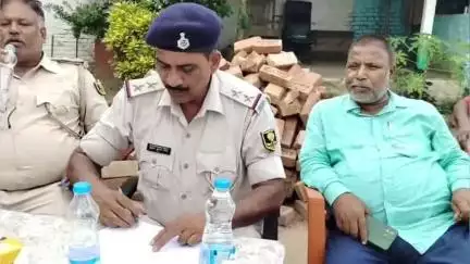 कोढ़ा: मोहर्रम को लेकर रौतारा थाना प्रांगण में शांति समिति की बैठक, ताजिया जुलूस के लिए लाइसेंस अनिवार्य
