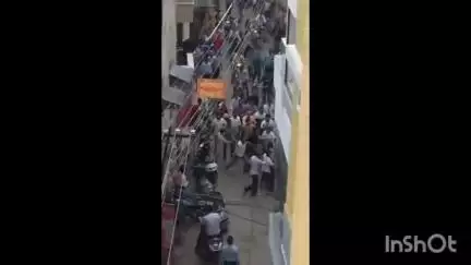 धार: धार शहर के बनियावाड़ी में रजिस्ट्री विवाद ने रविवार को लिया बड़ा रूप