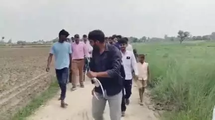 जखनिया: जमसड़ा गांव में 17 विकास कार्यों की जांच के लिए पहुंची प्रशासनिक टीम, कई बिंदुओं पर असंतोष, ग्रामीणों ने उठाए सवाल
