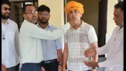 मनोहरथाना: पिंडोला पीएचसी में फार्मासिस्ट की नियुक्ति पर सतर्कता समिति के सदस्यों ने किया स्वागत