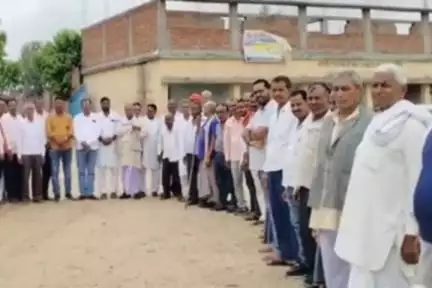 सगमा: सगमा स्कूल में झामुमो की प्रखंड स्तरीय बैठक संपन्न, संगठन को मजबूत करने पर हुई चर्चा
