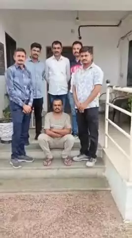 થાનગઢ: થાનગઢ પોલીસ મથકમાં મારામારીના ગુન્હામાં નાસતો ફરતો શખ્સ ઝડપાયો.