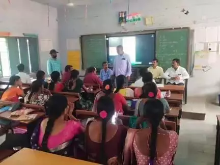 శంకరంపేట ఏ: చదువుతూనే ఆర్థిక అభివృద్ధి: పెద్ద శంకరంపేట మండల విద్యాధికారి వెంకటేశం