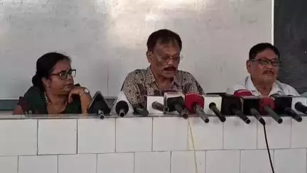 পূব ডিব্ৰুগড়: শ্ৰীশ্ৰী অনিৰুদ্ধদেব কনিষ্ঠ মহাবিদ্যালয়ত সংবাদমেল সম্বোধন ডিব্ৰুগড় জিলা ম‌ইনা পাৰিজাতৰ বিষয়ববীয়াৰ