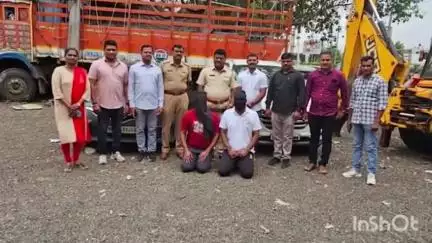 संगमनेर: नाशिक रोड येथे सावकाराकडून जीवे मारण्याची धमकी

दोन आरोपींना संगमनेर तालुका पोलिसांनी ताब्यात घेतले