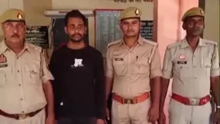 गाज़ीपुर: दो माह पूर्व हुई आगजनी की घटना के बाद फरार गदाईपुर उर्फ साधोपुर निवासी अभियुक्त को पुलिस ने किया गिरफ्तार