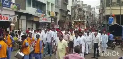 દાહોદ: સીમંધર તીર્થ ખાતે શ્વેતાંબર જૈન સમાજ દ્વારા ચતુર્માસ અંતર્ગત મંગળ પ્રવેશ સાંસ્કૃતિક કાર્યક્રમ સહિતના કાર્યક્રમ યોજાયા