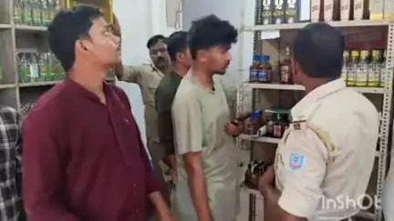 मनोहरपुर: राज्य भर में शराब दुकानों का ऑडिट शुरू, मनोहरपुर में चार दुकानें सील
