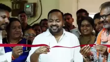बेमेतरा: बेमेतरा नगर पालिका में विधायक दीपेश साहू ने उपाध्यक्ष अशोक शर्मा के कार्यालय का किया शुभारंभ