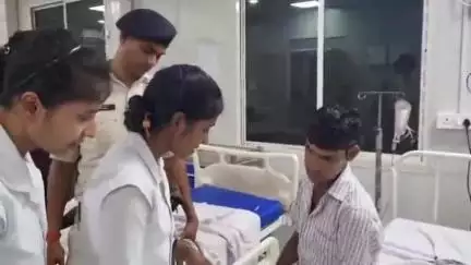 जहानाबाद: व्यवहार न्यायालय परिसर में शराब के नशे में हंगामा करते हुए एक युवक गिरफ्तार, घायल होने पर कराया गया इलाज
