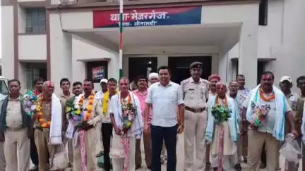 मेजरगंज: मेजरगंज थाने में कार्यरत चौकीदार हुए सेवानिवृत्त, विदाई समारोह का हुआ आयोजन