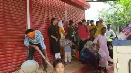 बांधवगढ़: उमरिया: आधार केंद्र संचालक की मनमानी, दूर-दराज से आने वालों का समय से नहीं बन रहा आधार #jansamasya