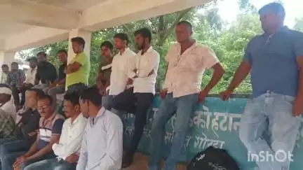 गोड्डा: गांधी मैदान में विद्युत ऊर्जा मित्रों के साथ डिविजन इंचार्ज ने की बैठक