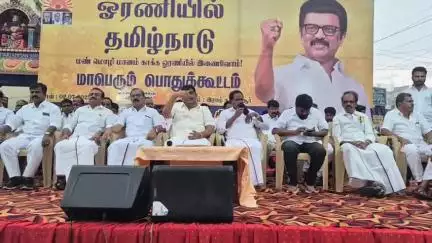 ஓசூர்: ராம்நகர் அண்ணாசிலை முன்பு, திமுக சார்பில் நடந்த ஓரணியில் தமிழ்நாடு என்கிற பொதுக்கூட்டத்தில் மேயர், எம்எல்ஏ பங்கேற்பு