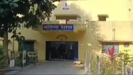 बसिया: एसडीओ की अध्यक्षता में थाना परिसर में शांति समिति की बैठक हुई
