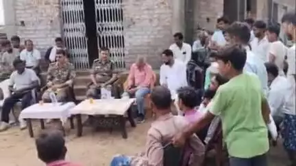 पाटन: पाटन थाना प्रभारी ने सु ठा गांव में मोहर्रम पर्व को लेकर शांति समिति की बैठक की