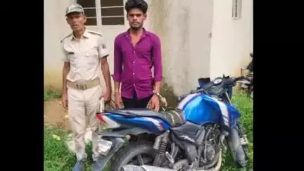 हरनौत: हरनौत थाना पुलिस ने रूपसपुर गांव के पास से चोरी की मोटरसाइकिल के साथ एक युवक को गिरफ्तार कर जेल भेजा