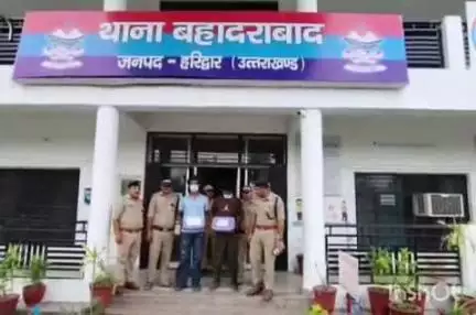 हरिद्वार: बहादराबाद पुलिस ने 315 बोर के अवैध तमंचों के साथ अलग-अलग स्थानों से 2 व्यक्तियों को किया गिरफ्तार