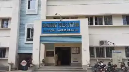 বালুরঘাট: প্রেমের প্রস্তাব দিয়ে দিল্লিতে নিয়ে গিয়ে বালুরঘাটের বিধবাকে দেহ ব্যবসায় লাগানোর চেষ্টা, হলেন বালুরঘাট থানার দ্বারস্থ