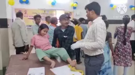 सारंगढ़ सामुदायिक स्वास्थ्य केंद्र में दिव्यांग परीक्षण शिविर का आयोजन, बड़ी संख्या में दिव्यांगजनों ने लिया लाभ