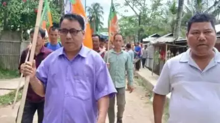 কাঞ্চনপুর: আনন্দবাজার এলাকায় বিজেপির কাঞ্চনপুর মন্ডল জনজাতি মোর্চার নেতৃত্বে এক প্রতিবাদ মিছিল সংঘটিত হয়