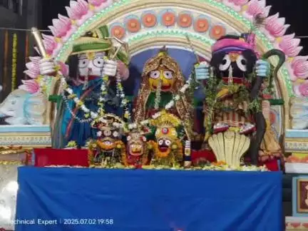 ସୁନ୍ଦରଗଡ ସହର: ରଙ୍ଗା ଢିପା ମାଉସୀ ମା' ମନ୍ଦିରରେ ପ୍ରଭୁ ଶ୍ରୀ ଜଗନ୍ନାଥଙ୍କ କାଳୀୟ ଦଳନ ବେଶ ଦର୍ଶନ କଲେ ଭକ୍ତ