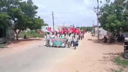 శింగనమల: మండల కేంద్రంలోని రైతాంగ, చేనేత కార్మికల సమస్యలను పరిష్కరించడంలో ప్రభుత్వం విఫలం: జిల్లా రైతు సంఘం అధ్యక్షుడు చిన్నప్ప