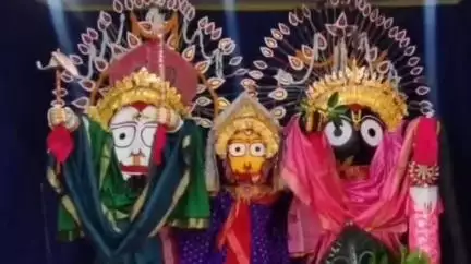 କଣ୍ଟାମାଳ: କୃଷ୍ଣ ବଳରାମ ବେଶ ଭକ୍ତ ଙ୍କୁ ପଲସାଗୋରା ମାଉସୀ ମନ୍ଦିର ଦର୍ଶନ ଦେଲେ ମହାପ୍ରଭୁ