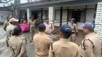 पाटी: पुलिस उपाधीक्षक शिवराज सिंह राणा ने पाटी ब्लॉक सभागार में मतगणना स्थल और स्ट्रांग रूम का किया निरीक्षण