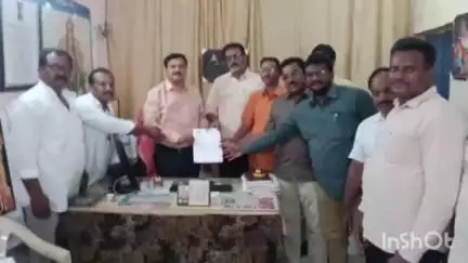 గుంతకల్లు: ఉచిత ప్రవేశాలు చేసుకోవాలని అధికారుల ఒత్తిడితో మానసిక వేదనకు గురవుతున్నాం: గుత్తి ప్రైవేట్ పాఠశాలల నిర్వాహకులు #localissue