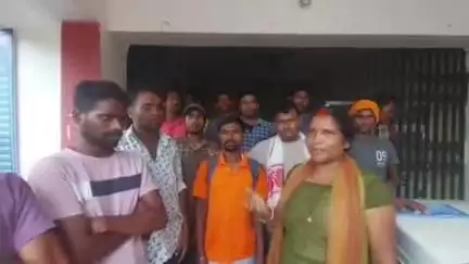 गुमला: झारखंड प्रदेश प्रतिज्ञा महिला एसोसिएशन ने दिहाड़ी मजदूरों के लिए शेड निर्माण की मांग की