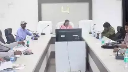 सुकमा: जिला पंचायत सुकमा में सीईओ नम्रता जैन ने आयोजित की समीक्षा बैठक