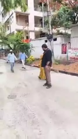 మేడ్చల్: నాచారంలో నూతన సిమెంట్ రోడ్డు నిర్మాణ పనులను పరిశీలించిన కార్పొరేటర్ శాంతి