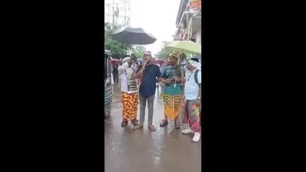 বিনপুর ১: লালগড়ে ধিক্কার মিছিল ও পথসভা আদিবাসী যোগ্য শিক্ষক- শিক্ষিকা ও শিক্ষাকর্মী অধিকার মঞ্চের
