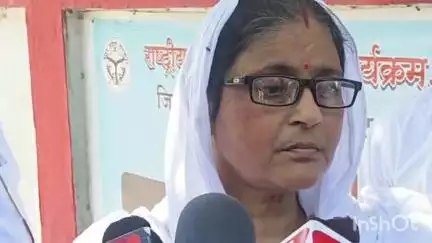 सहारनपुर: एसएसपी कार्यालय पहुंची एक महिला ने भीम आर्मी के नेता पर पुलिस अधिकारियों के नाम पर ₹2 लाख ठगने का लगाया आरोप