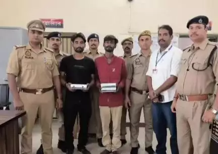 कानपुर: रेलवे स्टेशन से चोरी के आरोप में दो आरोपियों को पुलिस ने किया गिरफ्तार, ₹1.75 लाख के तीन मोबाइल बरामद