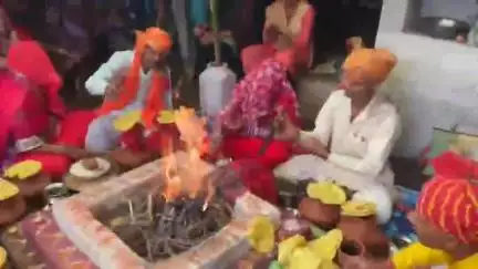 लटेरी: लटेरी के ग्राम मुडेला में चल रही सात दिवसीय भागवत कथा का हुआ समापन किया गया भंडारा।