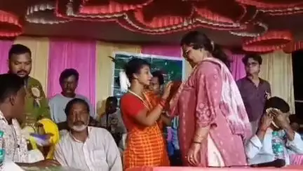 সালানপুর: হুল দিবস উপলক্ষ্যে নিয়ামতপুরে আয়োজিত সংবর্ধনা সভা; উপস্থিত MMIC, বোরো চেয়ারম্যান সহ অন্যরা